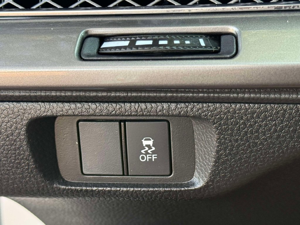 Certified 2025 Acura Integra FWD image 26