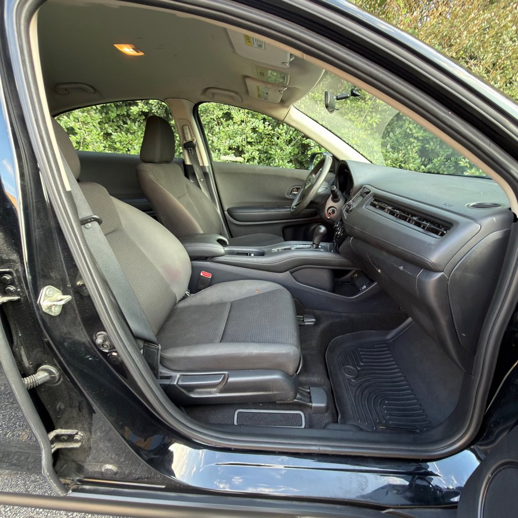 Used 2019 Honda HR-V LX image 21