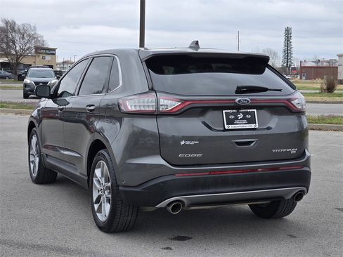 Used 2018 Ford Edge Titanium w/ Equipment Group 302A image 3
