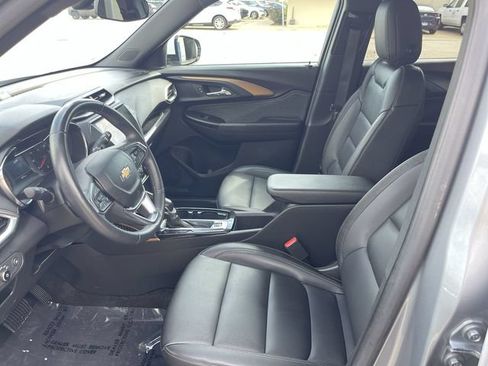 Used 2023 Chevrolet TrailBlazer ACTIV FWD image 11