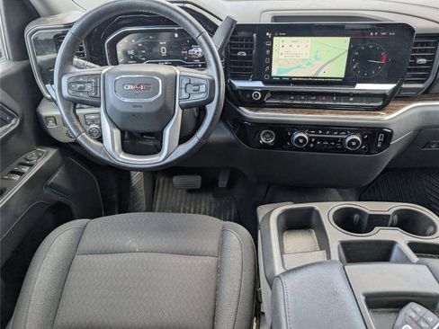 Used 2022 GMC Sierra 1500 Elevation image 28