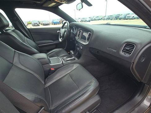 Used 2021 Dodge Charger SXT w/ Leather Interior Group RWD image 13