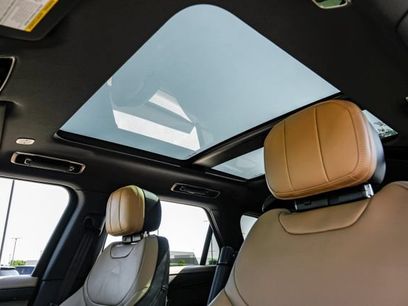 New 2026 Land Rover Range Rover Sport Dynamic SE
