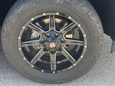 Used 2022 Chevrolet Silverado 1500 RST w/ Diesel Off-Road Package AWD/4WD image 8