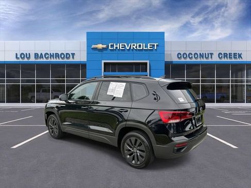 Used 2022 Volkswagen Taos S FWD image 6