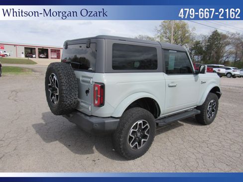 Used 2022 Ford Bronco Outer Banks image 12