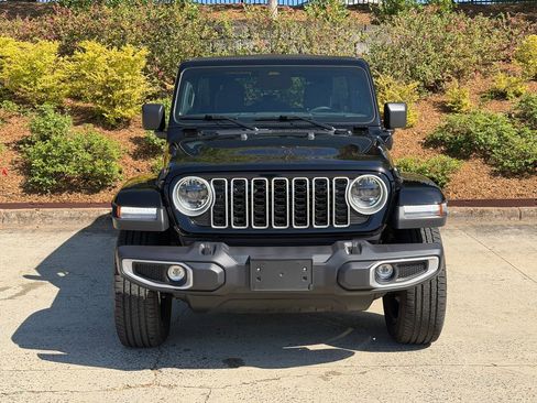 Used 2025 Jeep Wrangler Unlimited Sahara w/ Safety Group image 8