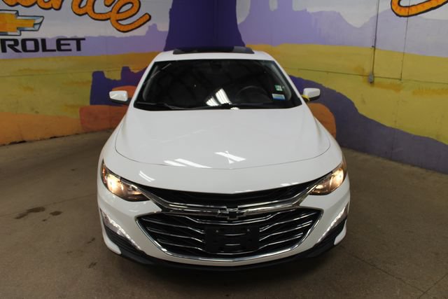 Used 2019 Chevrolet Malibu LT w/ LT True North Edition FWD image 3
