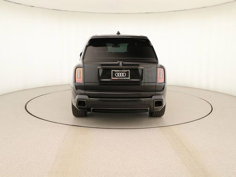 Used 2025 Rolls-Royce Cullinan Black Badge AWD/4WD image 5
