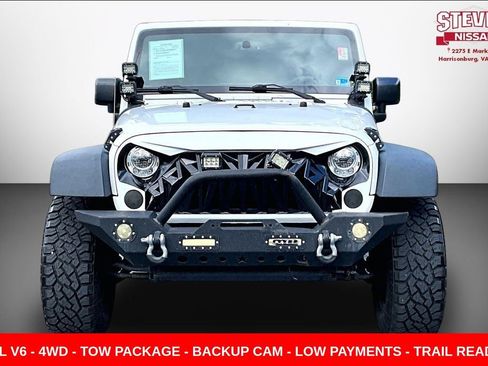 Used 2017 Jeep Wrangler Unlimited Sport w/ Quick Order Package 24S AWD/4WD image 2
