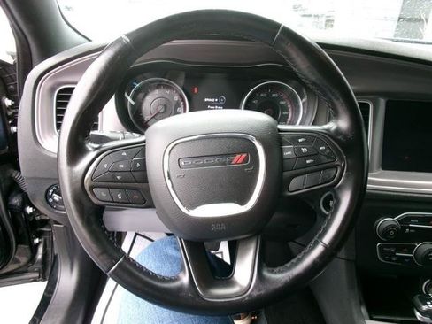 Used 2023 Dodge Charger SXT RWD image 9