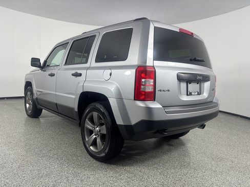 Used 2017 Jeep Patriot Sport AWD/4WD image 4