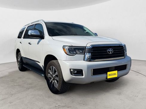 Used 2022 Toyota Sequoia Limited AWD/4WD image 5