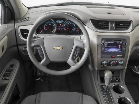 Used 2017 Chevrolet Traverse LS FWD image 38