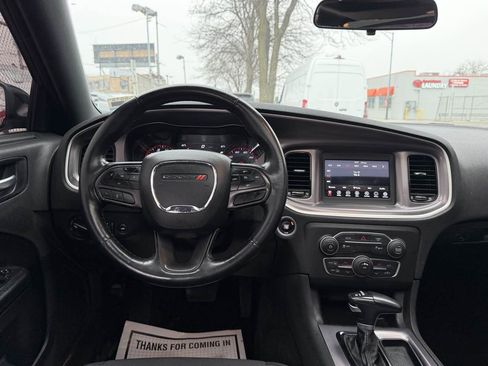 Used 2021 Dodge Charger SXT w/ Blacktop Package image 21