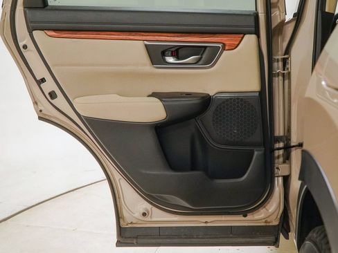 Used 2017 Honda CR-V EX image 37