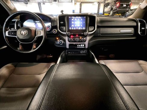 Used 2019 RAM 1500 Big Horn image 21