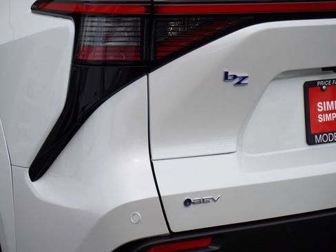New 2026 Toyota bZ FWD image 9