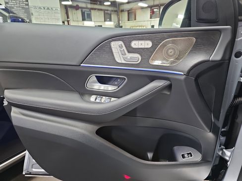 New 2026 Mercedes-Benz GLS 450 4MATIC image 29