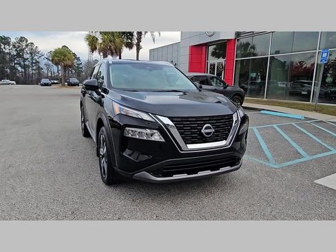 Used 2023 Nissan Rogue SL w/ SL Premium Package image 19