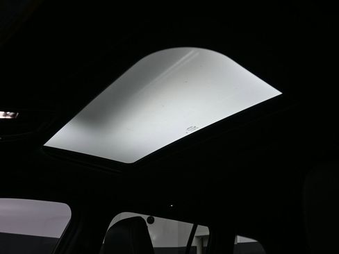 Used 2025 Jeep Grand Cherokee Altitude image 23