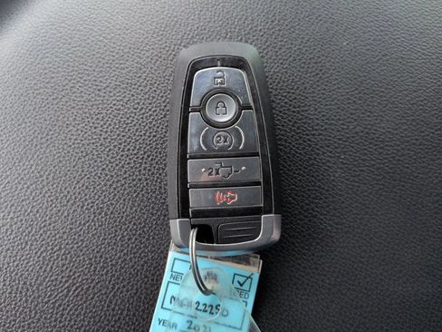 Used 2021 Ford F150 Lariat RWD image 13