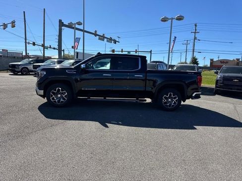 New 2026 GMC Sierra 1500 SLT w/ SLT Convenience Package image 7