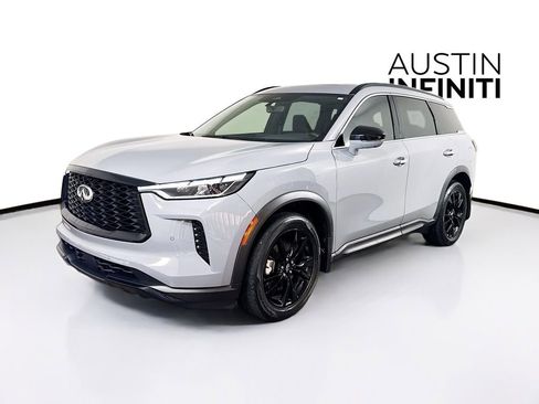 Certified 2025 INFINITI QX60 Luxe w/ Black Edition image 4