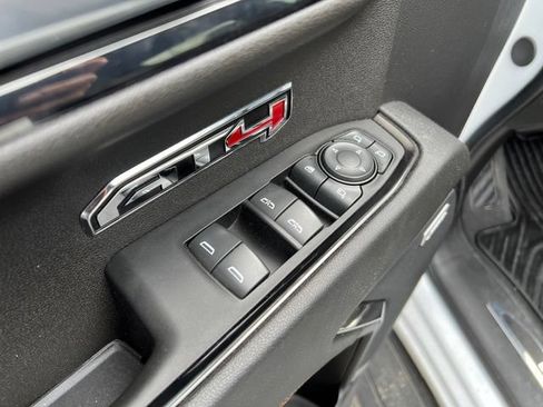 Used 2024 GMC Sierra 1500 AT4 w/ Technology Package AWD/4WD image 22