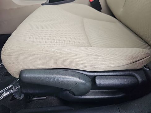 Used 2015 Honda Civic LX image 27
