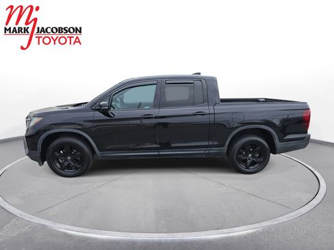 Used 2021 Honda Ridgeline Black Edition image 14