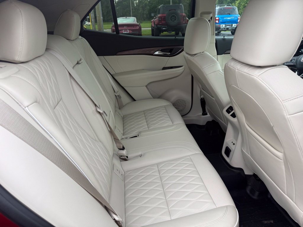 Used 2023 Buick Envision Avenir AWD/4WD image 17
