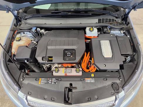 Used 2014 Chevrolet Volt Premium w/ Premium Trim Package FWD image 9