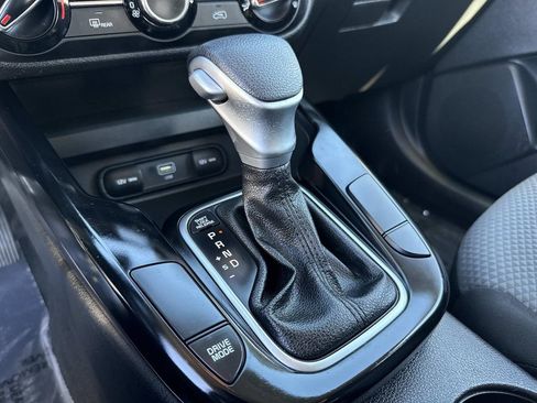 Used 2023 Kia Soul LX w/ Option Group 015 image 32