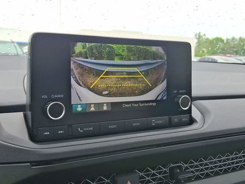 Certified 2025 Honda Accord LX image 15