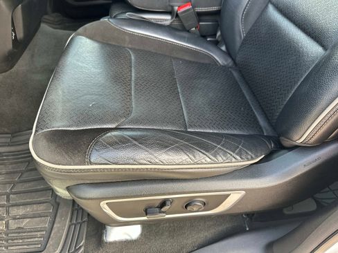 Used 2023 RAM 1500 Laramie RWD image 19