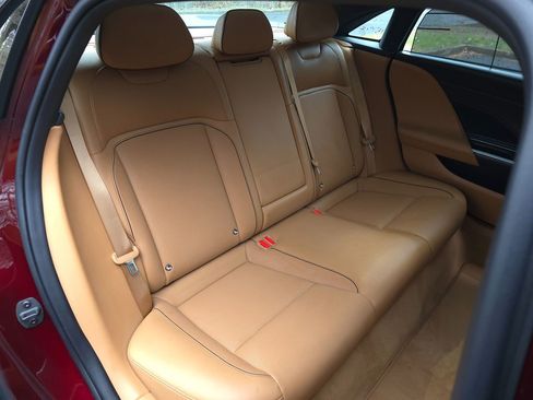 Used 2023 Lucid Air Touring image 19