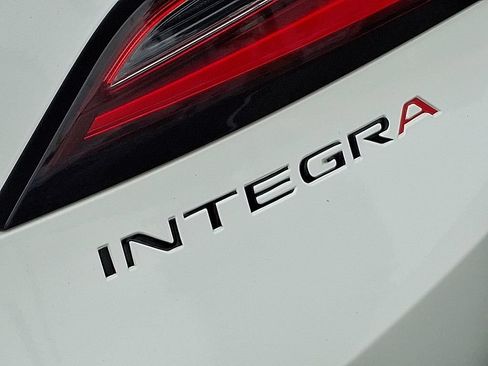 Certified 2024 Acura Integra A-Spec FWD image 31
