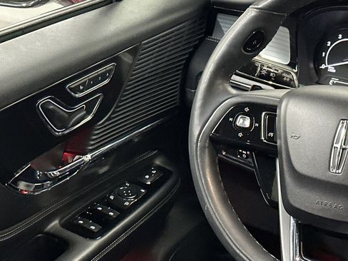 Certified 2021 Lincoln Corsair AWD w/ Premium Package image 19