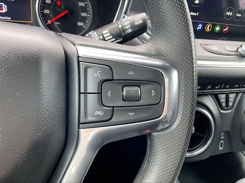 Used 2024 Chevrolet Blazer LT image 22