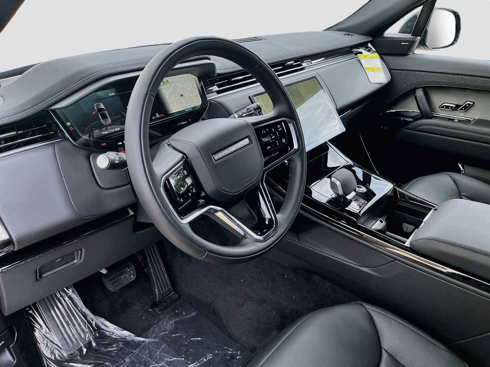 New 2027 Land Rover Range Rover Sport SE AWD/4WD image 11