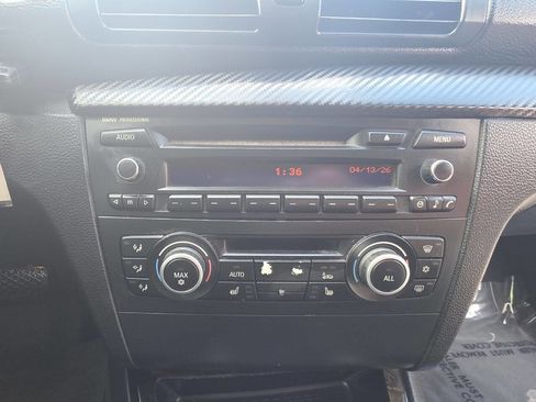 Used 2011 BMW 135i Coupe w/ Premium Pkg image 13