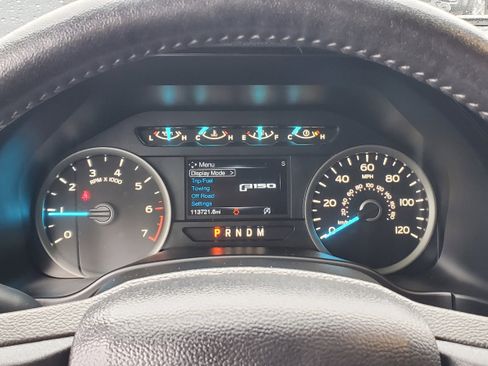 Used 2019 Ford F150 XLT w/ Equipment Group 302A Luxury AWD/4WD image 17