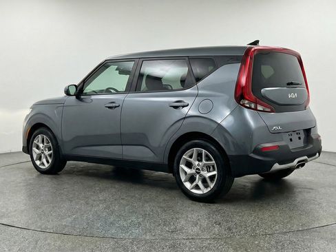 Used 2025 Kia Soul LX w/ LX Technology Package image 6