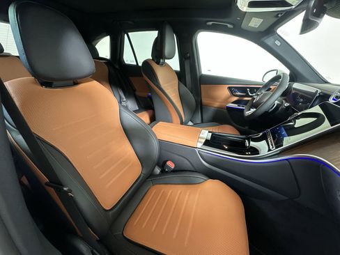 New 2025 Mercedes-Benz GLC 350e 4MATIC image 25