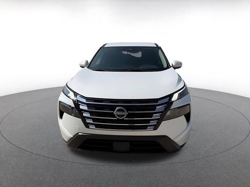 Used 2024 Nissan Rogue SV FWD image 4