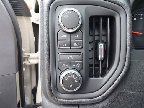 New 2026 GMC Sierra 1500 Pro AWD/4WD image 12