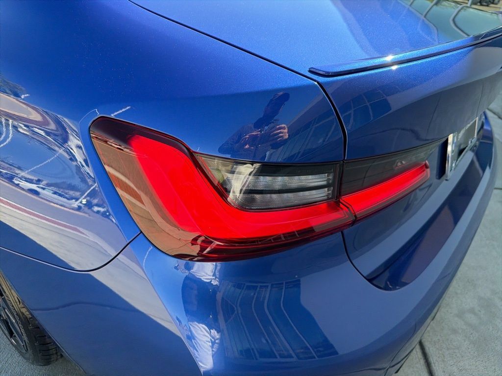 New 2026 BMW 330i Sedan w/ M Sport Package RWD image 14