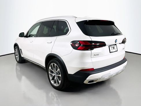 New 2026 BMW X5 xDrive40i w/ Premium Package AWD/4WD image 7