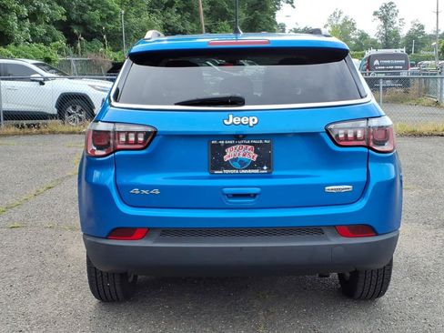 Used 2019 Jeep Compass Latitude w/ Popular Equipment Group AWD/4WD image 5